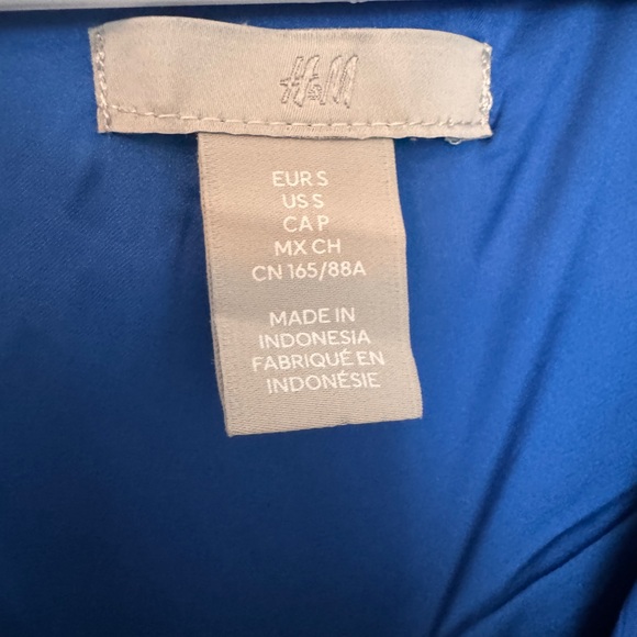 NWOT H&M DRAWSTRING-DETAIL DRESS - Picture 4 of 6